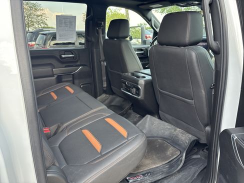 Used 2023 GMC Sierra 3500 AT4 w/ AT4 Premium Plus Package AWD/4WD image 13