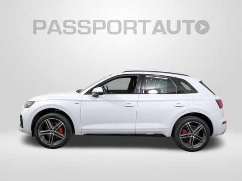 Used 2024 Audi Q5 e Premium Plus w/ Premium Plus Package AWD/4WD image 2