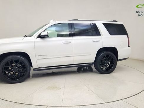 Used 2019 GMC Yukon Denali w/ Denali Ultimate Package AWD/4WD image 11