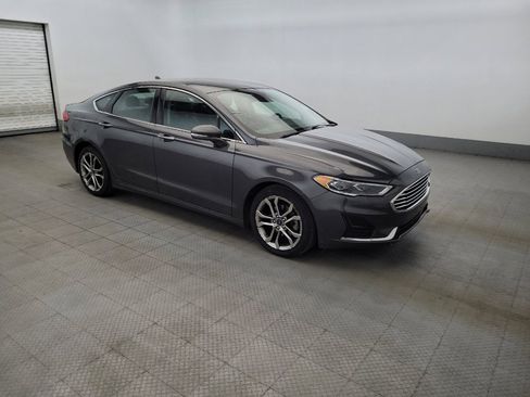 Used 2019 Ford Fusion SEL FWD image 11