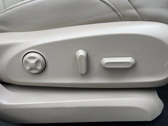 Used 2020 Buick Envision Preferred FWD image 50