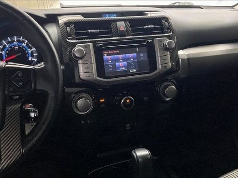 Used 2018 Toyota 4Runner SR5 RWD image 5