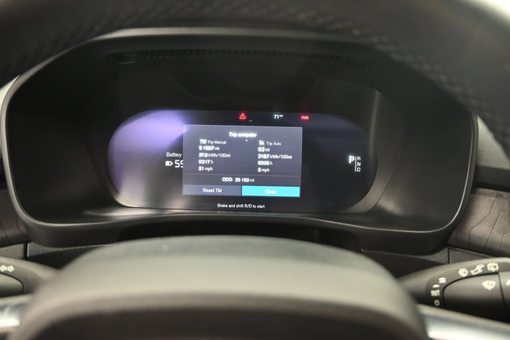 Used 2023 Volvo XC40 Recharge Ultimate AWD/4WD image 10
