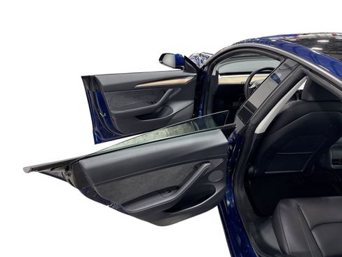 Certified 2023 Tesla Model 3 Standard Range RWD image 10