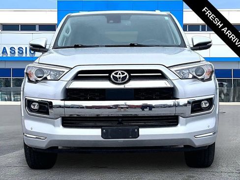 Used 2023 Toyota 4Runner Limited RWD image 19