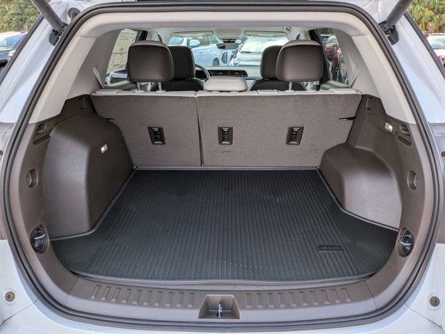 New 2027 GMC Terrain Denali w/ LPO, Floor Liner Package AWD/4WD image 17