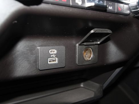 Used 2021 Ford F150 XLT w/ Equipment Group 302A High AWD/4WD image 18