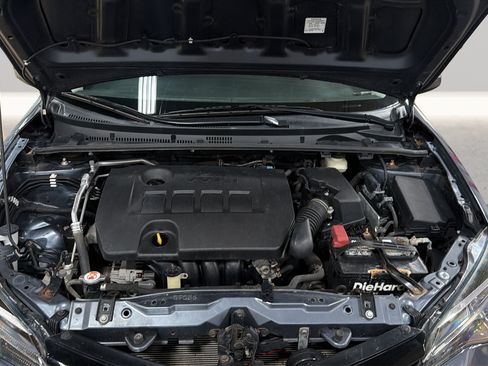 Used 2018 Toyota Corolla LE FWD image 26