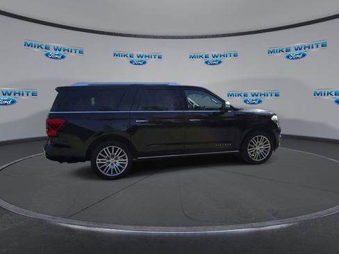 Certified 2023 Ford Expedition Max Platinum image 8