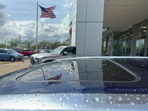 Used 2015 Toyota Highlander XLE image 6