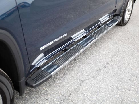 Used 2021 GMC Sierra 1500 SLT image 11