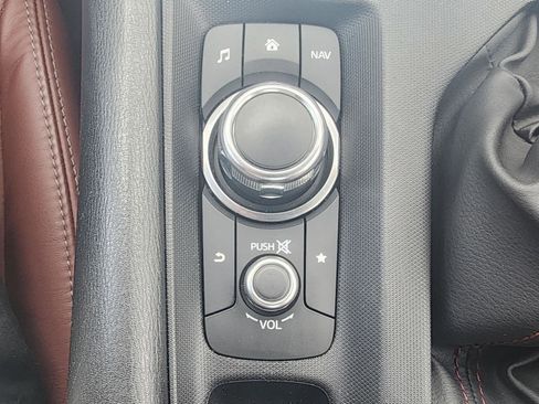 Used 2017 MAZDA MX-5 Miata RF Grand Touring image 20