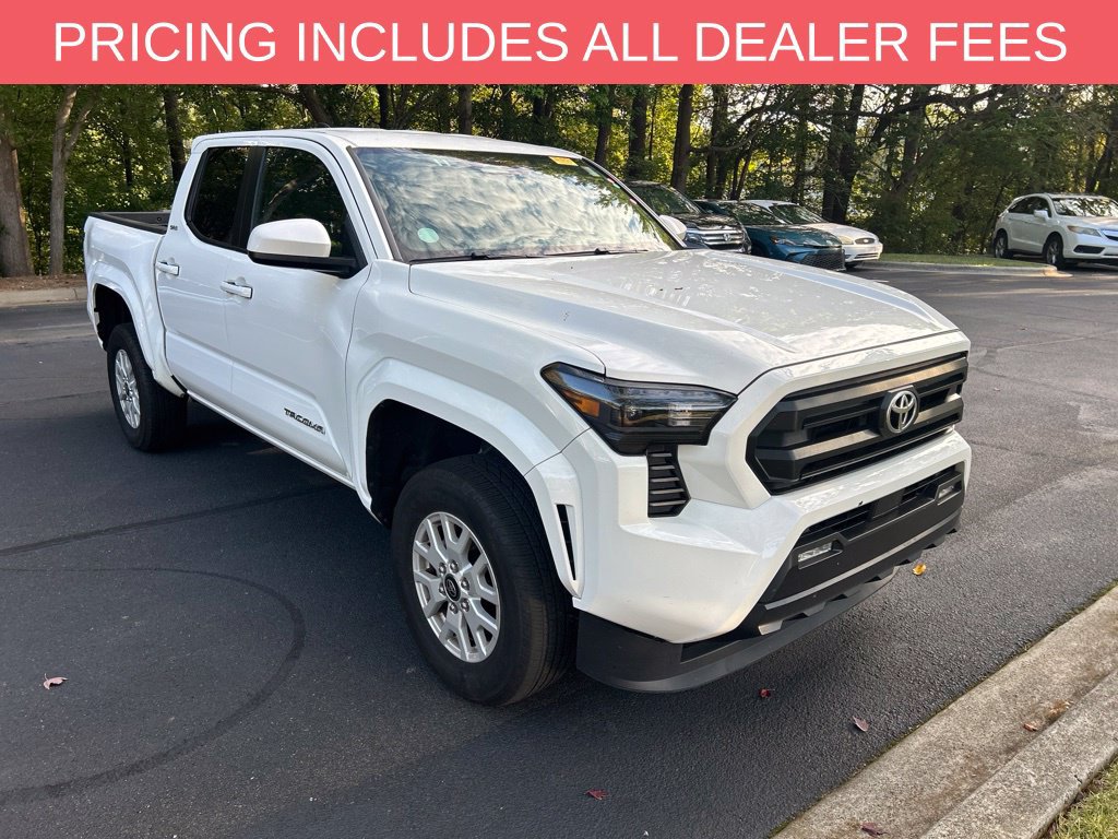 Used 2025 Toyota Tacoma SR5 AWD/4WD image 1