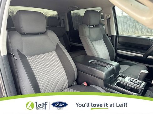 Used 2015 Toyota Tundra SR5 w/ SR5 Upgrade Package image 31