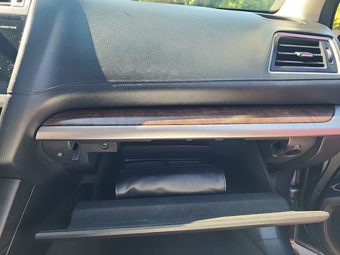 Used 2016 Subaru Outback 2.5i Limited AWD/4WD image 44