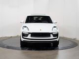 Used 2024 Porsche Macan image 2
