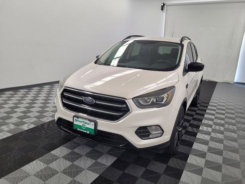 Used 2019 Ford Escape SE FWD image 15