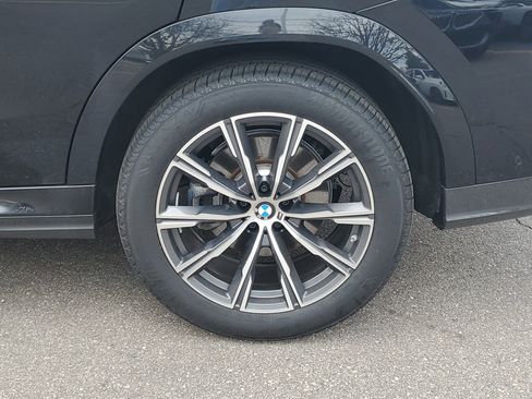 Certified 2026 BMW X6 xDrive40i w/ Climate Comfort Package image 28