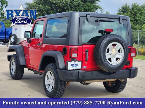 Used 2012 Jeep Wrangler Sport AWD/4WD image 3