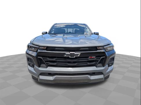 Certified 2023 Chevrolet Colorado Z71 w/ Z71 Convenience Package 2 AWD/4WD image 9