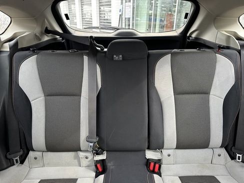 Used 2019 Subaru Crosstrek 2.0i Premium image 17