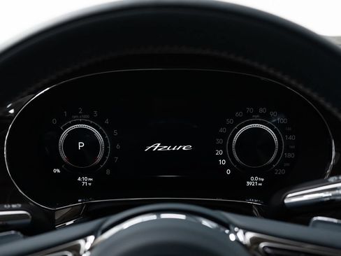 Used 2026 Bentley Flying Spur Plug-In Hybrid AWD/4WD image 29