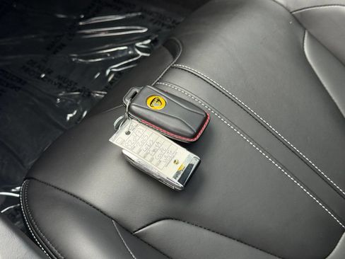 Used 2025 Lotus Emira RWD image 33