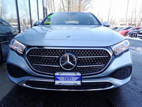 Used 2025 Mercedes-Benz E 450 4MATIC All-Terrain Wagon image 2