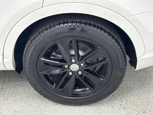 Used 2018 Audi Q3 2.0T Premium image 41