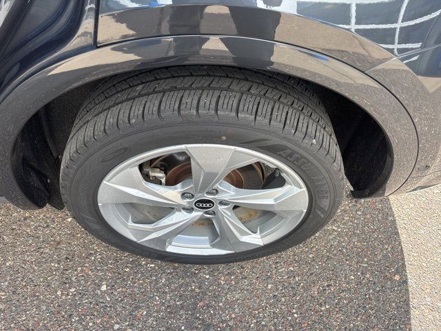 Used 2021 Audi Q5 Prestige AWD/4WD image 25