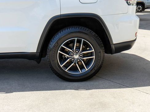 Used 2018 Jeep Grand Cherokee Limited w/ Luxury Group II AWD/4WD image 33