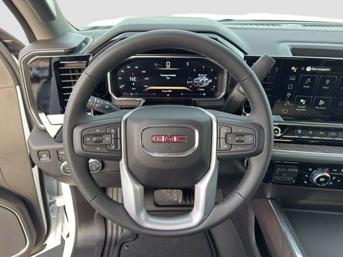 New 2026 GMC Sierra 2500 SLT w/ SLT Convenience Package AWD/4WD image 10