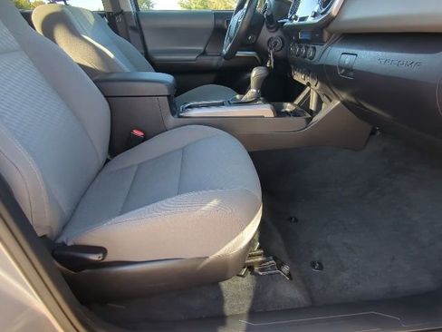 Used 2021 Toyota Tacoma SR5 w/ Technology Package image 20