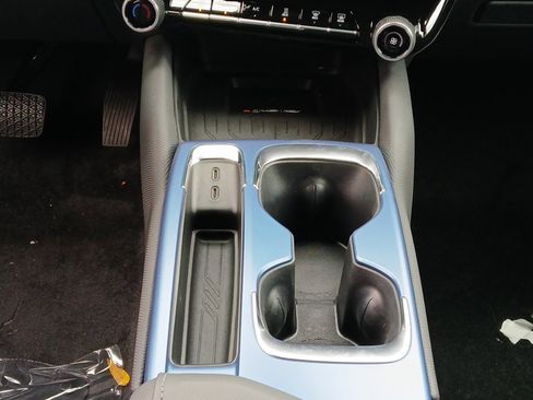 New 2026 Chevrolet Equinox EV LT image 13