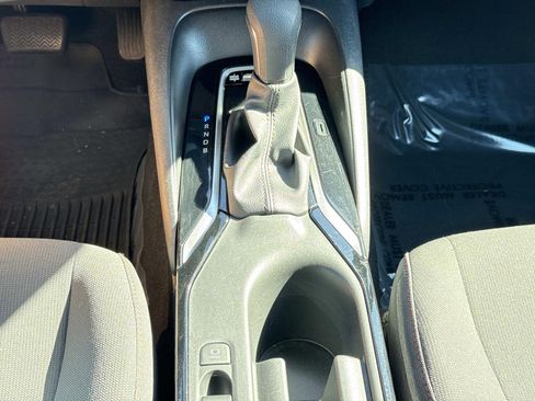 Used 2024 Toyota Corolla SE image 11