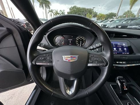 Certified 2023 Cadillac XT4 Premium Luxury FWD image 22