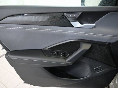 New 2026 Volkswagen Tiguan SE R-Line image 23