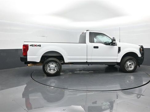 Used 2022 Ford F350 XL w/ Power Equipment Group image 8