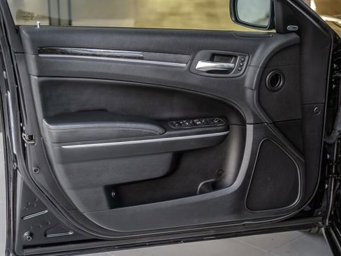 Used 2020 Chrysler 300 Limited image 49