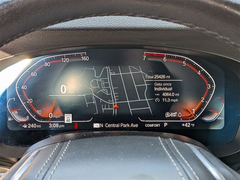 Used 2023 BMW 530i xDrive w/ Premium Package image 19