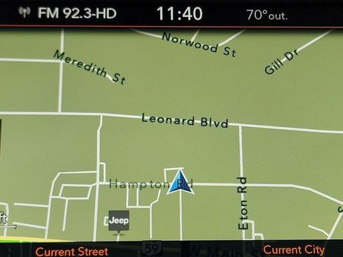 Certified 2023 Jeep Cherokee Altitude Lux w/ Lux Elite Package AWD/4WD image 5