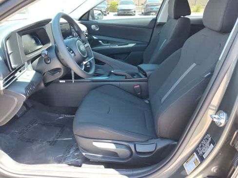 New 2026 Hyundai Elantra SE w/ Cargo Package FWD image 13