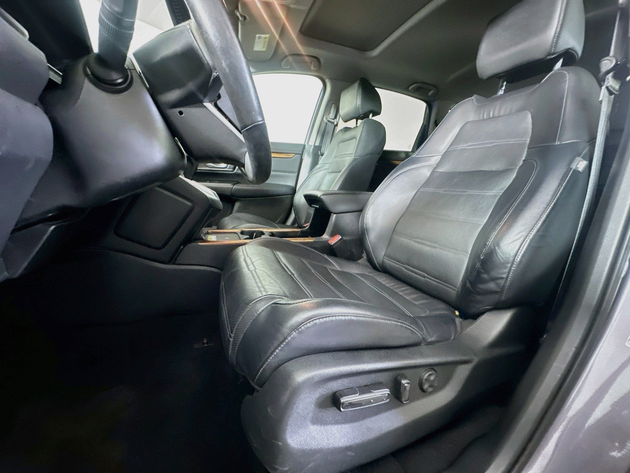 Used 2020 Honda CR-V Touring image 13