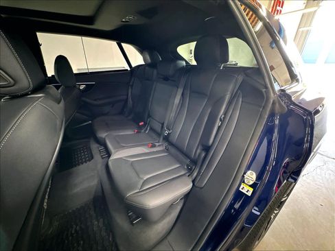 Used 2023 Audi Q8 Prestige w/ Prestige Package AWD/4WD image 27