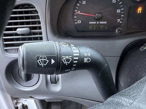 Used 2010 Ford Ranger XL image 25