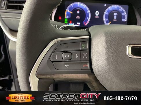 New 2026 Jeep Grand Cherokee Limited image 16