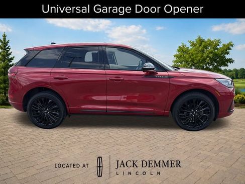 Used 2024 Lincoln Corsair AWD w/ Equipment Group 101A image 8