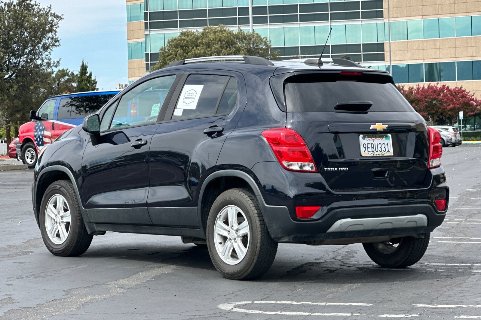 Used 2022 Chevrolet Trax LT w/ Driver Confidence Package AWD/4WD image 6