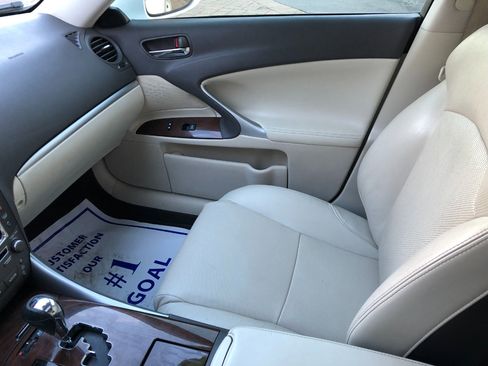 Used 2012 Lexus IS 250 AWD image 23