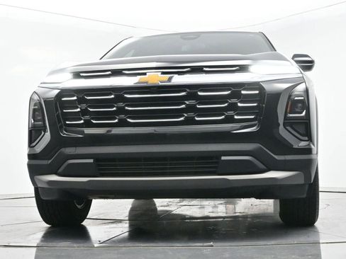 Used 2025 Chevrolet Equinox LT FWD image 40